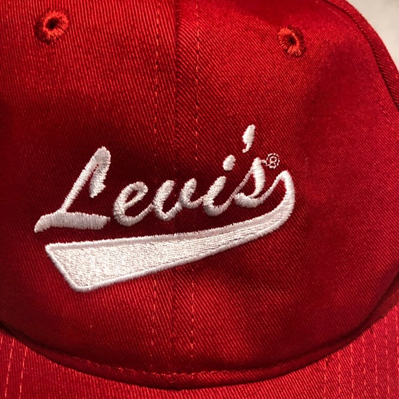 Levi’s Red Script cap hat one size adjustable - Picture 2 of 8